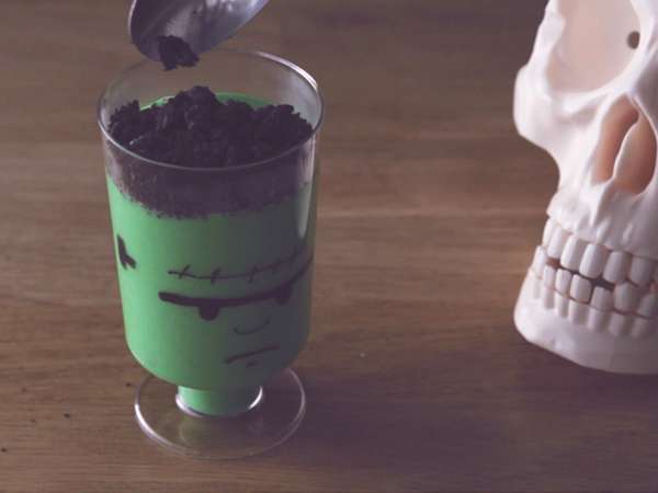 Krim Frankenstein untuk Halloween - Persiapan langkah 11