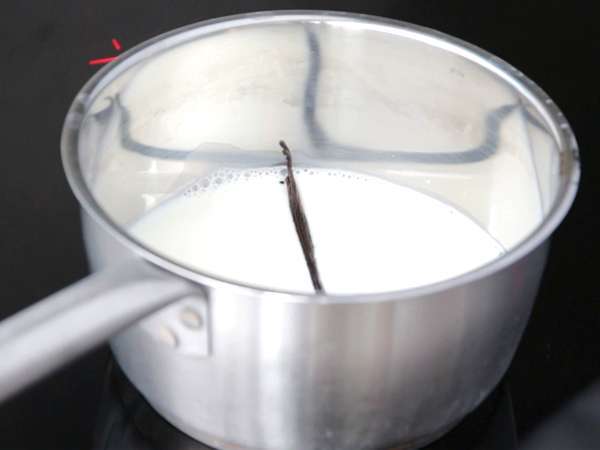 Galette des rois dengan Kinder Bueno - Persiapan langkah 1