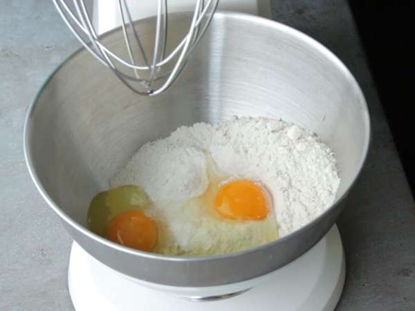 Pancake ringan, bebas gluten dan bebas susu - Persiapan langkah 1