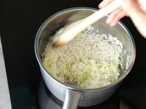 Risotto dengan keju dan chorizo - Persiapan langkah 2