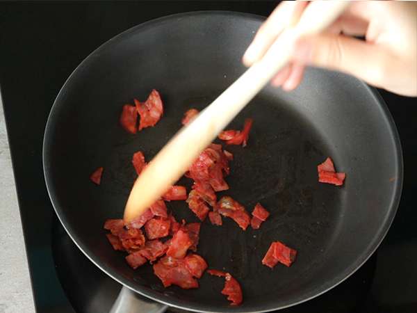 Risotto dengan keju dan chorizo - Persiapan langkah 6