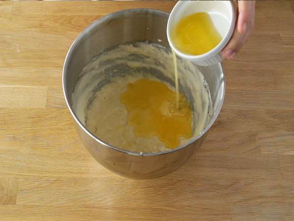 Kue tiga susu Tres Leches - Persiapan langkah 4