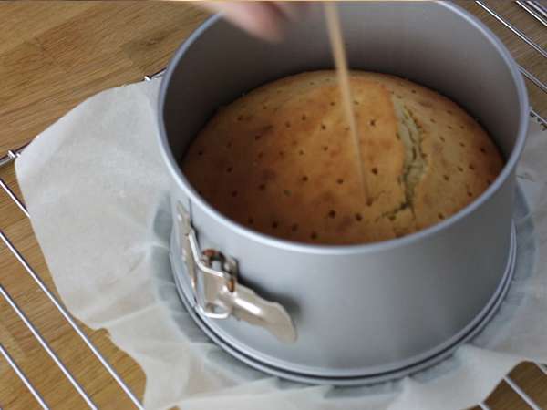 Kue tiga susu Tres Leches - Persiapan langkah 8