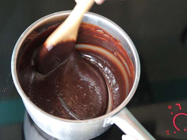 Brigadeiro, penganan kecil khas Brasil - Persiapan langkah 2