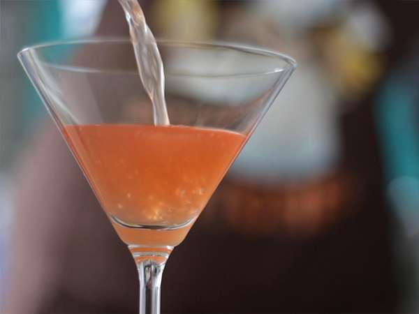 Kosmopolitan dengan jus cranberry - Persiapan langkah 3