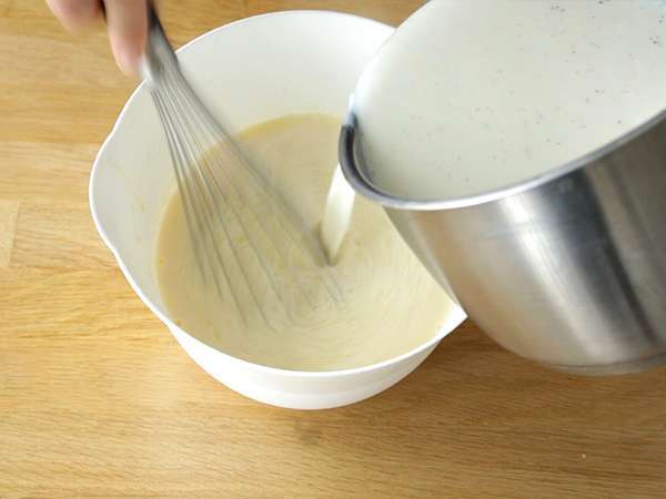 Flan custard buatan Baker - Persiapan langkah 3