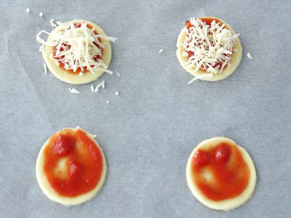 Pizza mini dengan puff pastry - Persiapan langkah 2