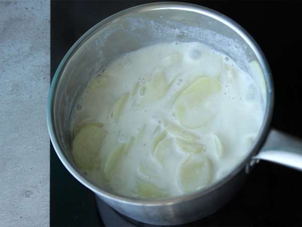 Gratin dauphinois, resep tradisional yang sesungguhnya - Persiapan langkah 2