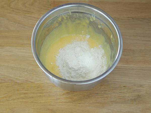 Krim pastry vanila, klasik - Persiapan langkah 3