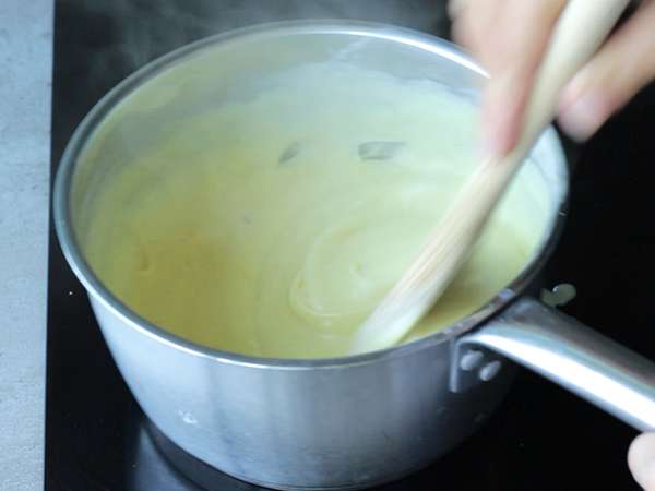 Kue Basque, resepnya dijelaskan secara rinci - Persiapan langkah 7