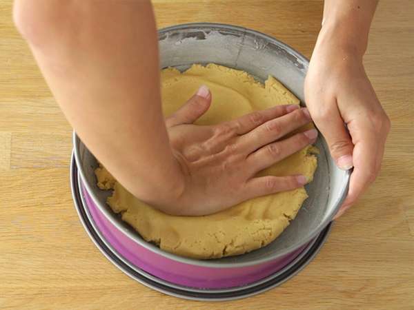 Kue Basque, resepnya dijelaskan secara rinci - Persiapan langkah 9