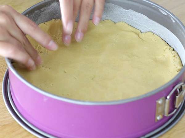 Kue Basque, resepnya dijelaskan secara rinci - Persiapan langkah 10