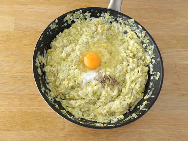 Leek tart (6 langkah mudah dan video) - Persiapan langkah 4