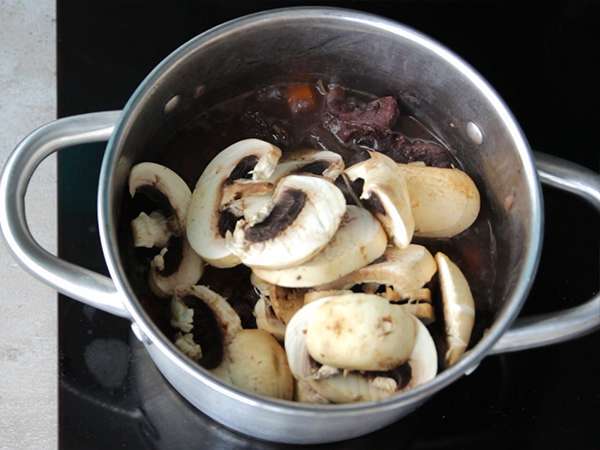 Daging sapi bourguignon - Persiapan langkah 4