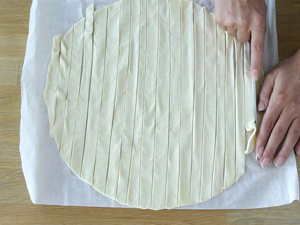 Puff pastry cone salmon & daun bawang - Persiapan langkah 1