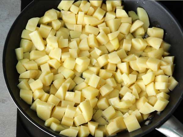 Ikan kod dengan krim, resep tradisional Portugis - Persiapan langkah 5