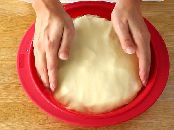 Tatin Tart Kentang dan Kantal - Persiapan langkah 5