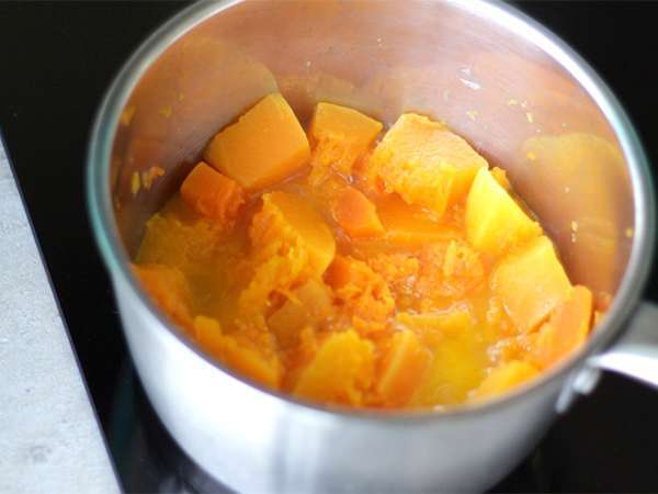 Latte rempah-rempah labu - Persiapan langkah 1