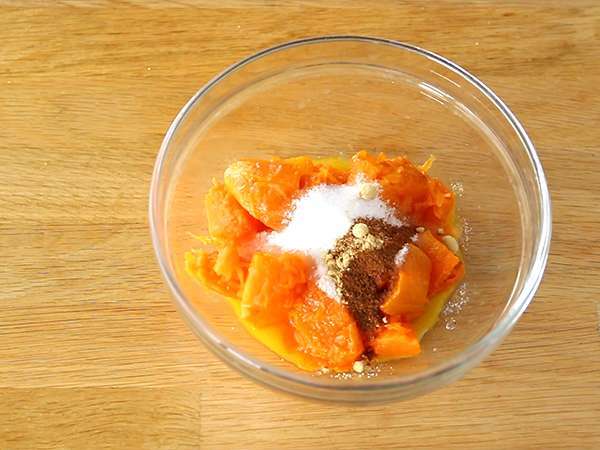 Latte rempah-rempah labu - Persiapan langkah 2