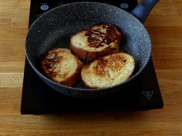 Bagaimana cara membuat roti panggang Prancis? - Persiapan langkah 5