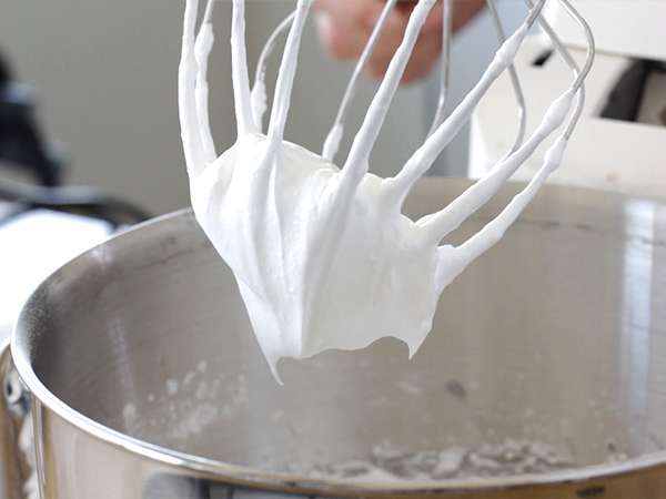 Meringue cemara - Persiapan langkah 2