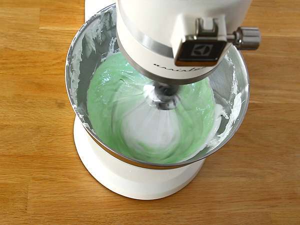 Meringue cemara - Persiapan langkah 3