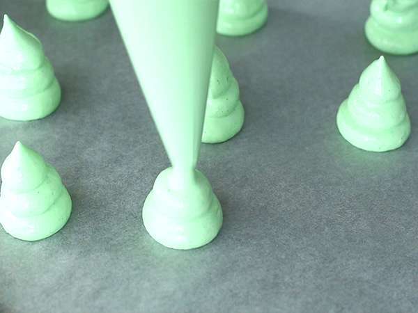 Meringue cemara - Persiapan langkah 4