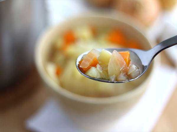 Sup kubis sederhana - Persiapan langkah 5