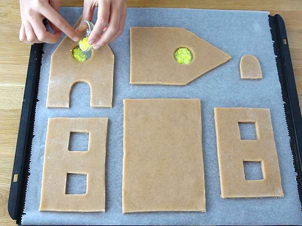 Rumah roti jahe untuk Natal - Persiapan langkah 4