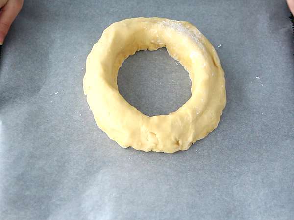 Brioche des rois selangkah demi selangkah - Persiapan langkah 6