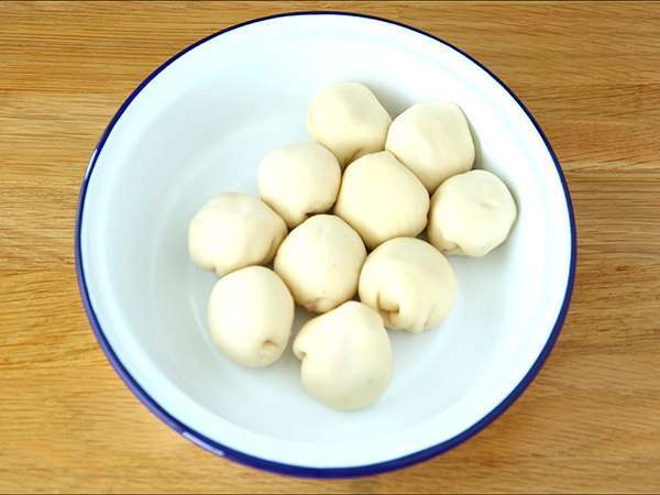 Bola-bola pizza untuk dibagikan - Persiapan langkah 4