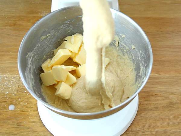 Alsatian Kougelhopf - Kouglof - Persiapan langkah 2