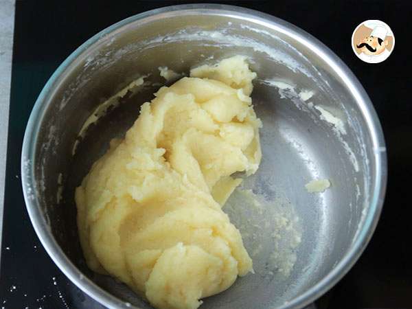 Gougères keju yang mudah - Persiapan langkah 2