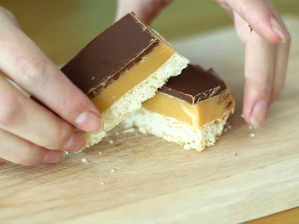 Twix buatan sendiri, atau Jutawan Roti Pendek - Persiapan langkah 7