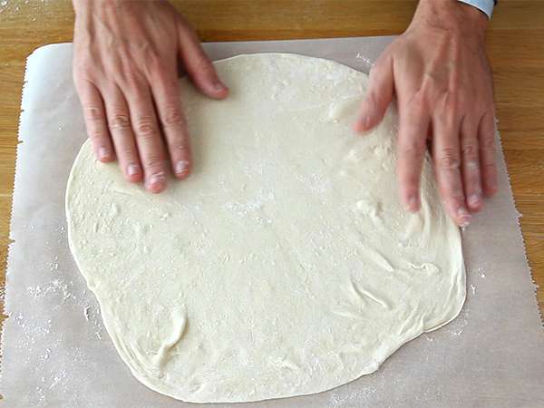 Chausson dengan raclette, calzone Savoyard - Persiapan langkah 1