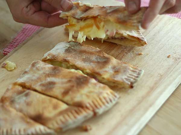 Chausson dengan raclette, calzone Savoyard - Persiapan langkah 6