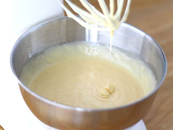 Kue susu kental manis yang lezat dan lembab - Persiapan langkah 2