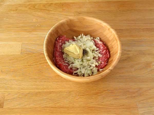 Telur Scotch - telur dilapisi tepung roti ala Skotlandia - Persiapan langkah 1