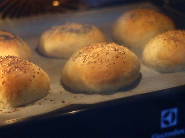 Roti burger buatan sendiri - Persiapan langkah 7