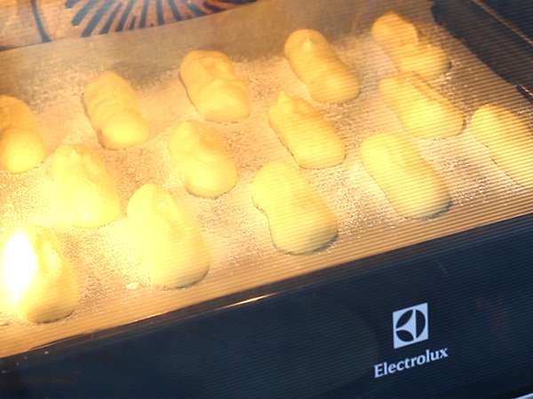 Biskuit spons yang mudah - Persiapan langkah 7