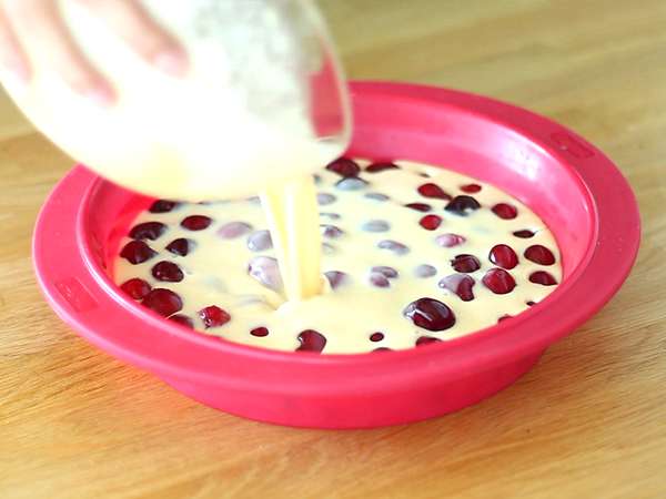 Cherry clafoutis, hidangan klasik yang sangat lezat - Persiapan langkah 3