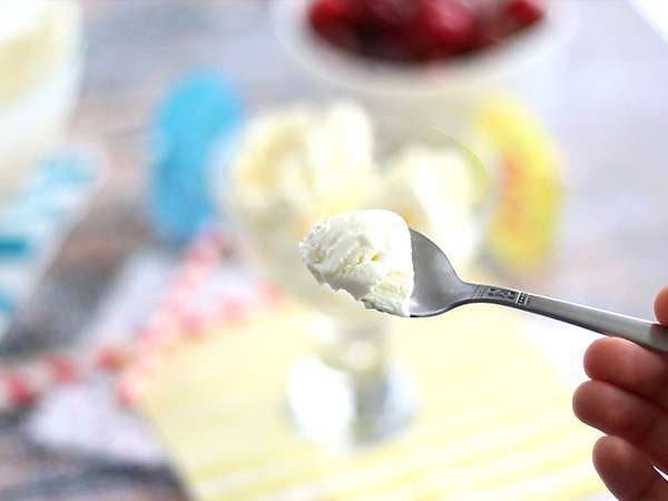 Es krim buatan sendiri tanpa pembuat es krim - Persiapan langkah 3