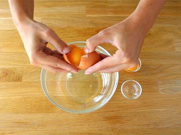 Telur keruh dengan chorizo - Persiapan langkah 1
