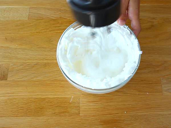 Telur keruh dengan chorizo - Persiapan langkah 2