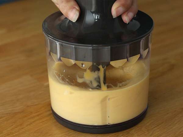 Pancake cepat bebas gluten (pisang + telur) - Persiapan langkah 2