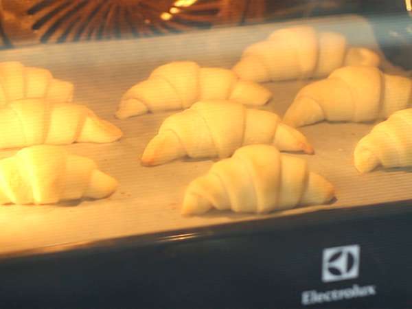 Croissant dengan susu kental manis - Persiapan langkah 6