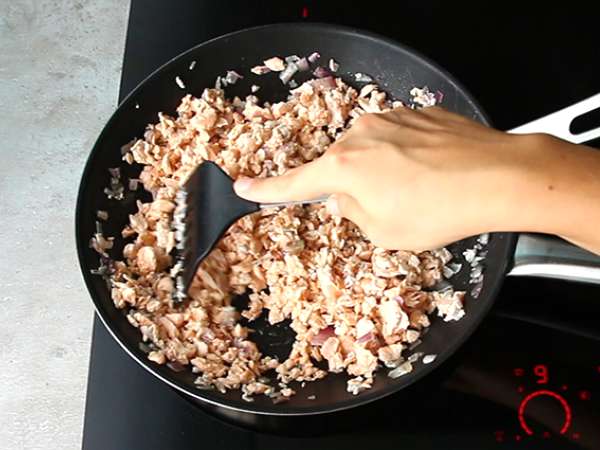 Quiche salmon yang cepat dan mudah - Persiapan langkah 2