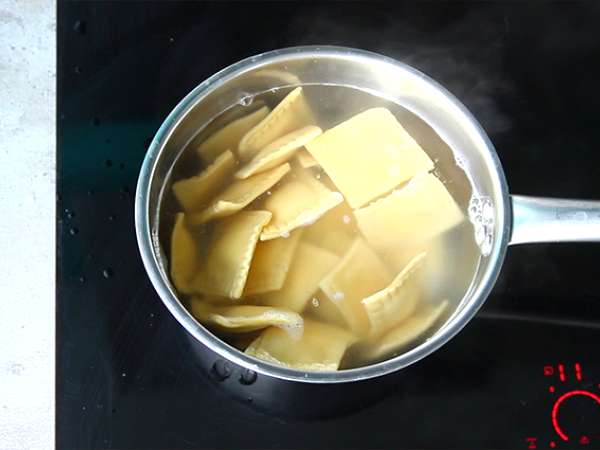 Ricotta ravioli, resep langkah demi langkah - Persiapan langkah 8