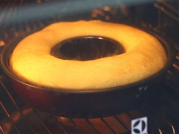 Baba au rhum, resep yang dijelaskan secara rinci - Persiapan langkah 3