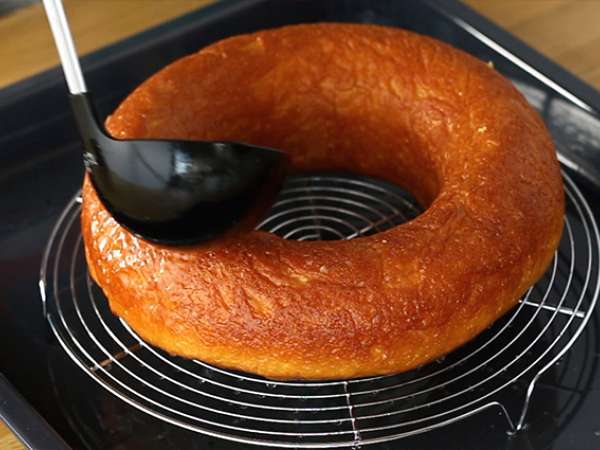 Baba au rhum, resep yang dijelaskan secara rinci - Persiapan langkah 5